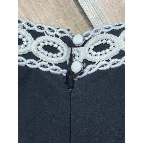 Women's Altar'd State White/Black sleeveless dress. Great detail. Size Small - Picture 5 of 5